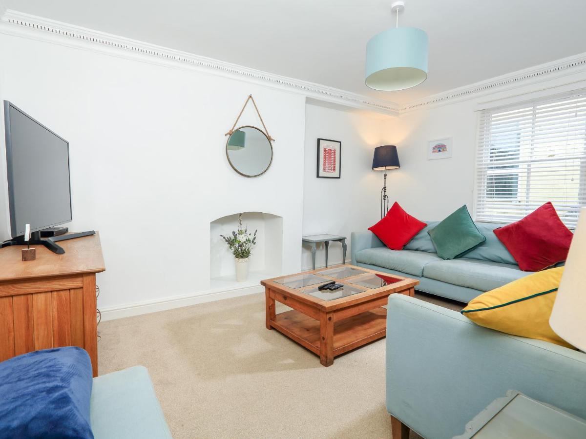Ferienwohnung The Corner House Dartmouth Exterior foto